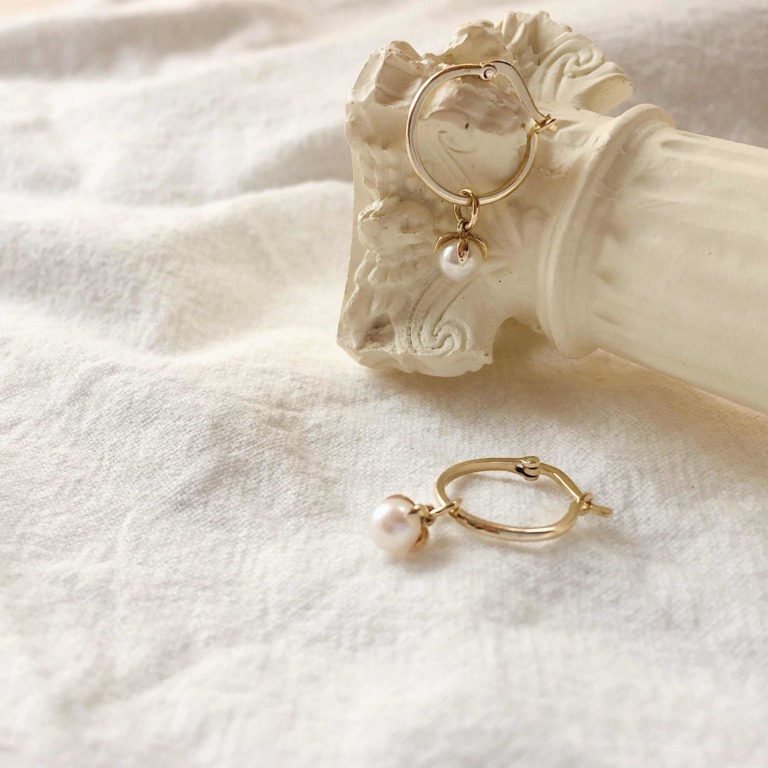 Alternative view of PEARL HOOP EARRINGS