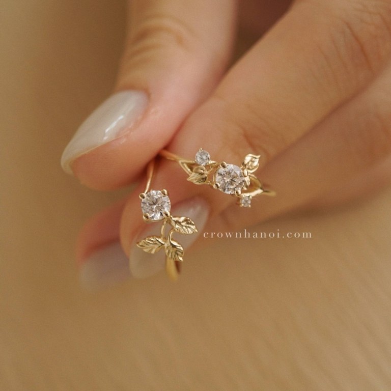 Alternative view of WINDLEAF SOLITAIRE RING - 4MM
