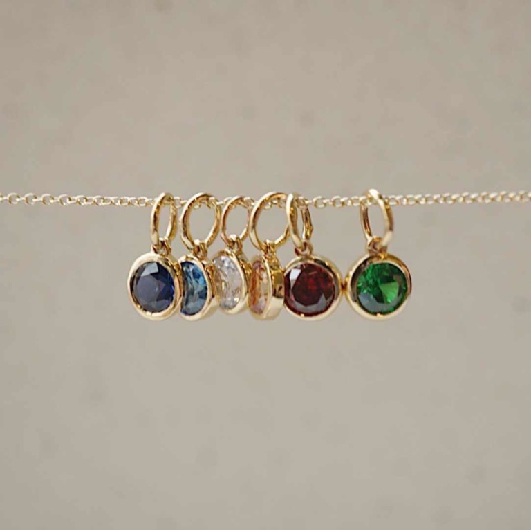 Alternative view of STONE NECKLACE