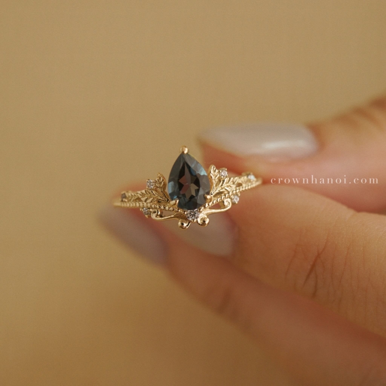 Alternative view of PEAR FERN RING