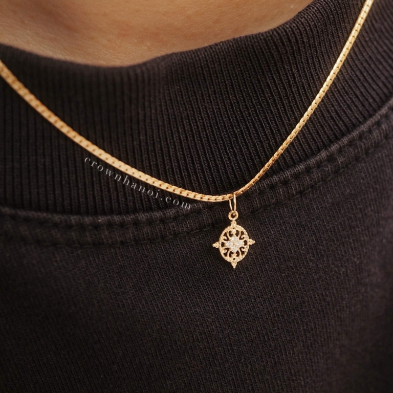 Alternative view of LACEWIND NECKLACE