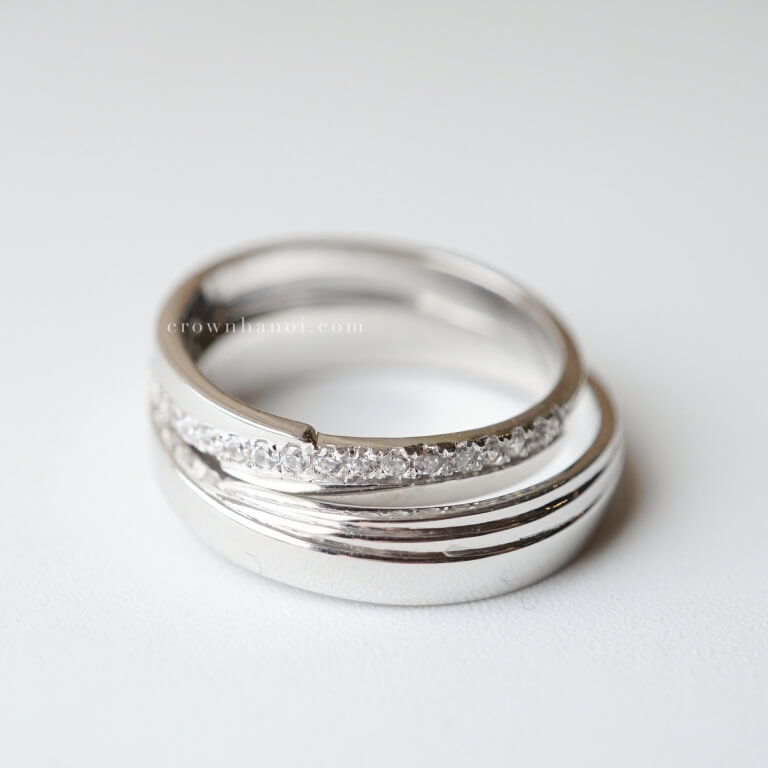 MILLE BAND RING & DIAGONAL PAVE RING (PLATINUM)