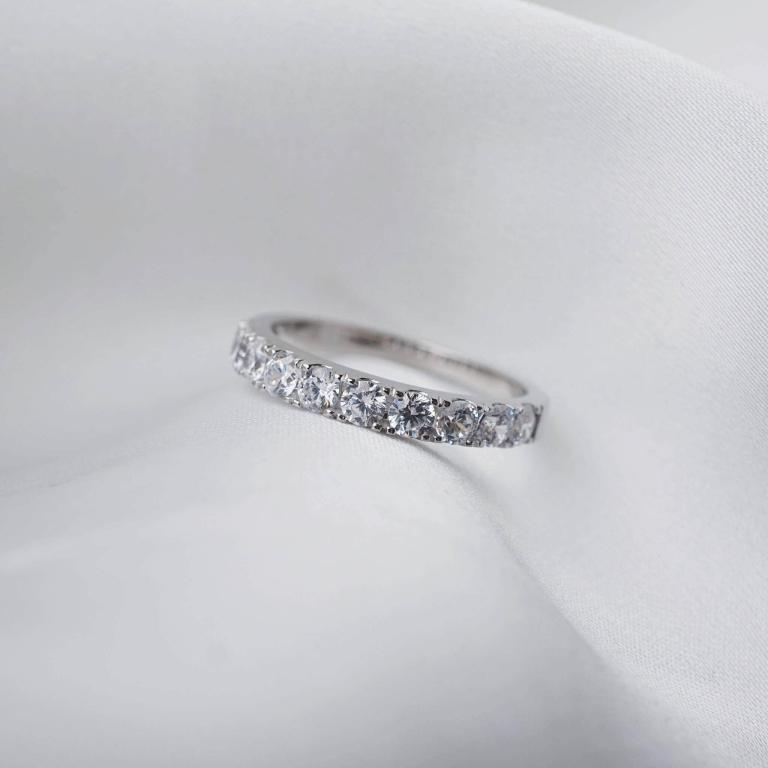 HALF BOLD PAVE ETERNITY RING - 2.5MM