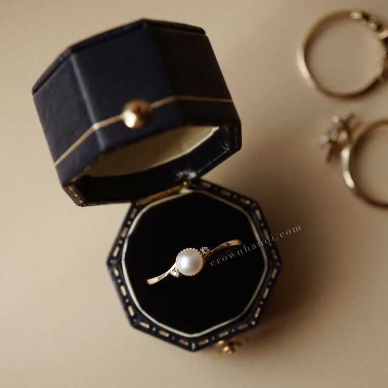 PEARL MILGRAIN TWIST RING