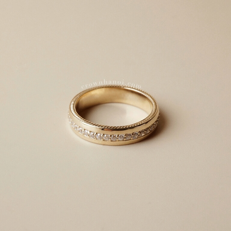 PAVE LINE BAND RING