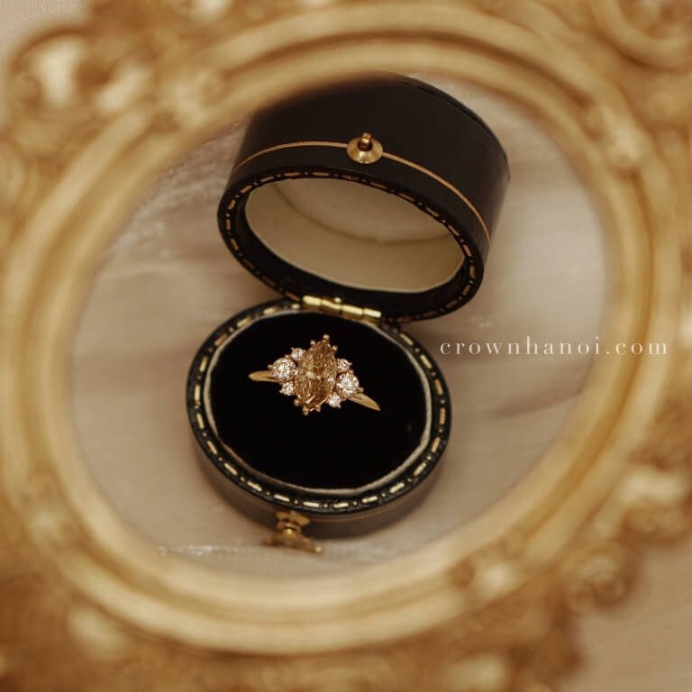 AKIRA MARQUISE CHAMPAGNE RING