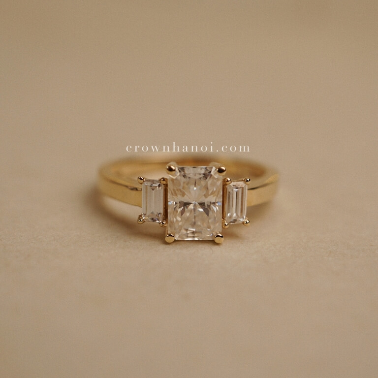 THREE STONE RECTANGLE SOLITAIRE RING